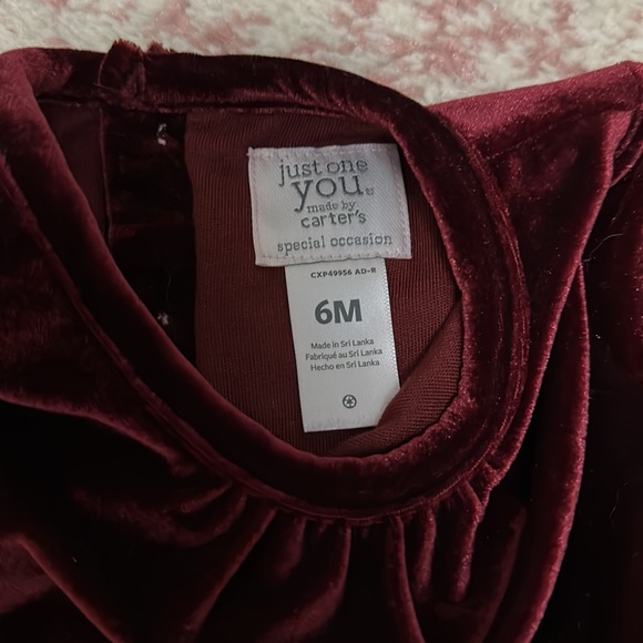 Formal velvet burgundy baby girl dress (new) - Picture 2 of 2